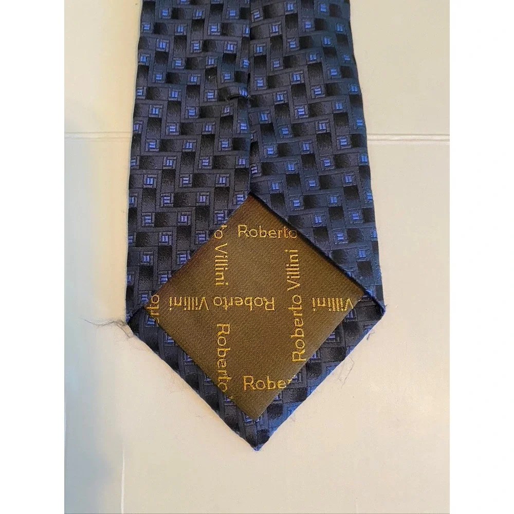 Roberto Villini Collezione Navy Blue Black Geometric Silk Hand Made Necktie
